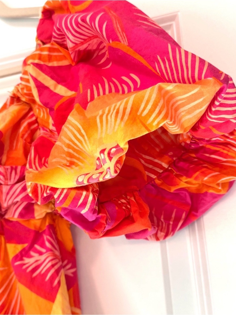 FARM RIO Summer Garden Dress Floral Rafiant Pink & Orange
sz m
Cotton - Picture 7 of 13